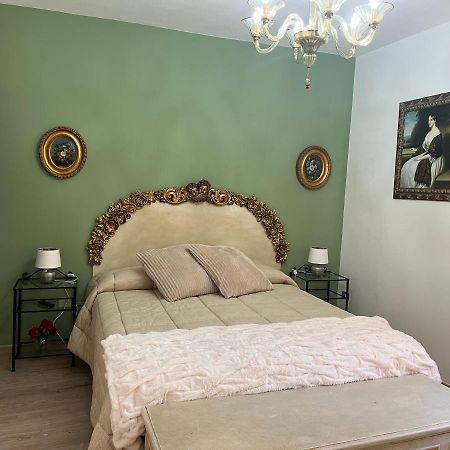 Affittacamere Il Piccolo Borgo Фолиньо Екстериор снимка