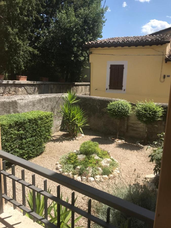 Affittacamere Il Piccolo Borgo Фолиньо Екстериор снимка