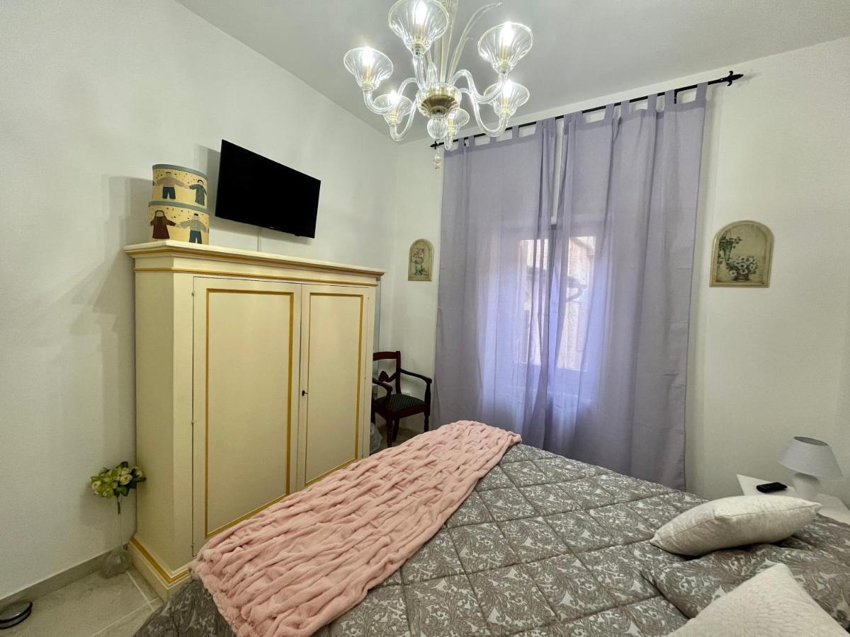 Affittacamere Il Piccolo Borgo Фолиньо Екстериор снимка
